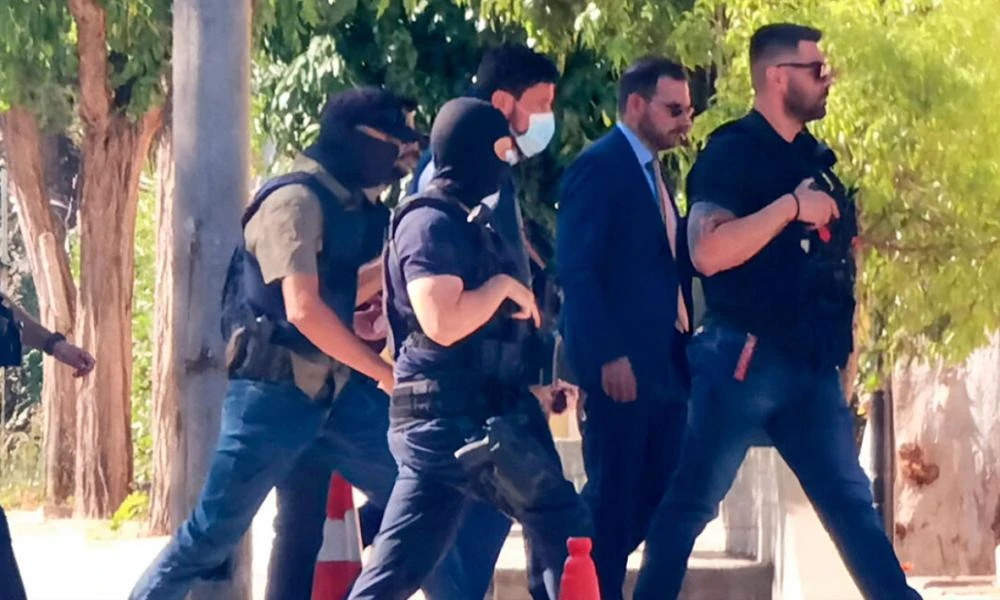 Δολοφονία στο Ψυχικό: Φοβόταν για τη ζωή του το θύμα - Αναζητείται ο ηθικός αυτουργός